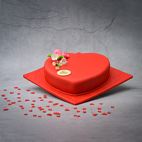 Heart Shape chocolate truffle Sponge Cake 1 kg  6 to 8 Portions