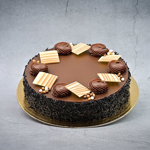 Chocolate Fudge Sponge Cake 1kg 6 to 8 Portions