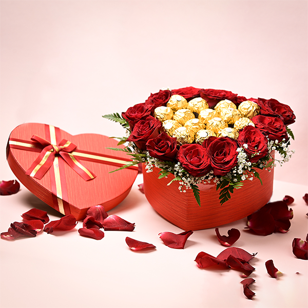 Ferrero Rocher Red Rose Gift Box
