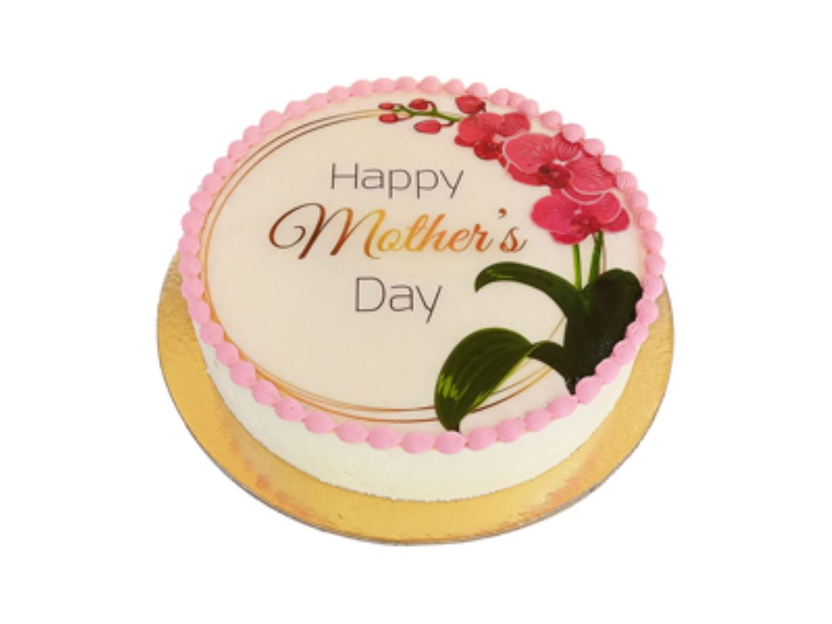 Mom's Tiramisu Temptation Cake