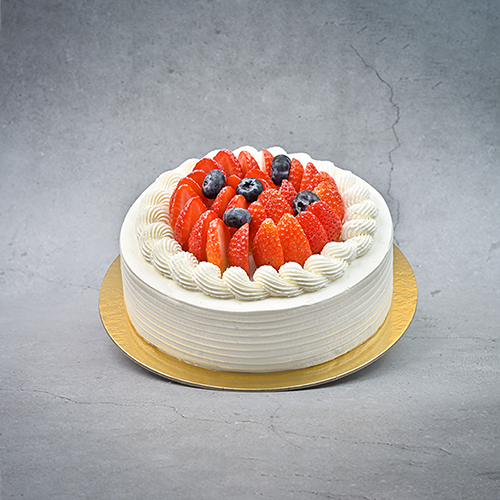 Vanilla Strawberry Sponge cake 1 kg  6 to 8 Portions